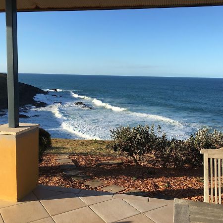 Oceanscape Luxury Beachfront Villas Scotts Head Buitenkant foto