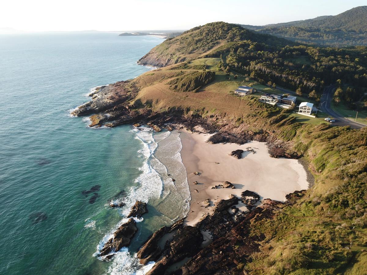 Oceanscape Luxury Beachfront Villas Scotts Head Buitenkant foto