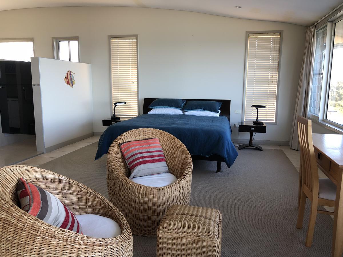 Oceanscape Luxury Beachfront Villas Scotts Head Kamer foto