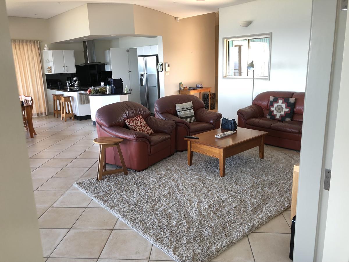 Oceanscape Luxury Beachfront Villas Scotts Head Kamer foto